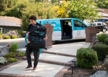 From Chaos to Clean: How LaundryUp is Transforming Laundry Services in Anaheim, CA